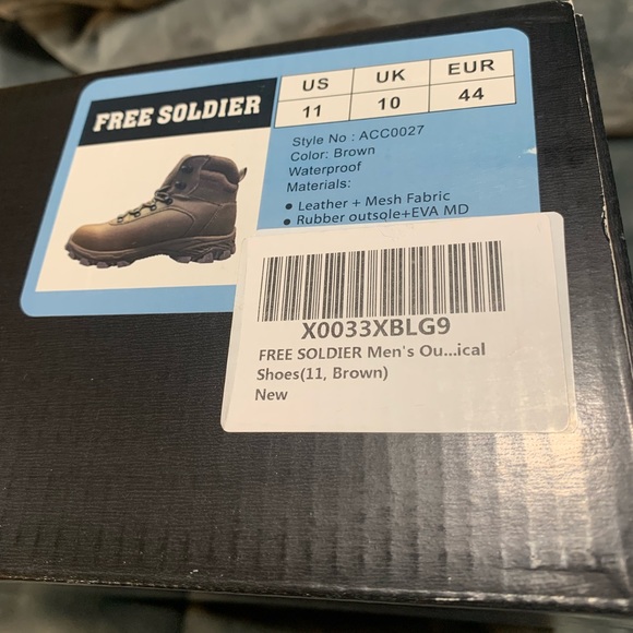 Free Soldier Men’s Boots - Picture 4 of 5